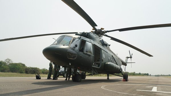 Découvrez notre gamme d'hélicoptères télécommandés variés